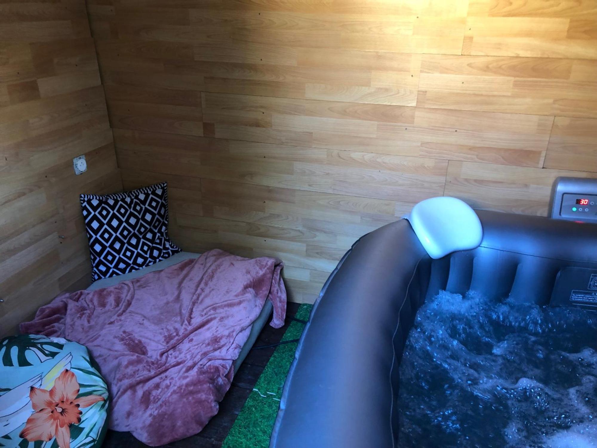 Grand T2 Climatise Avec Jardin Et Spa Narbonne Bagian luar foto