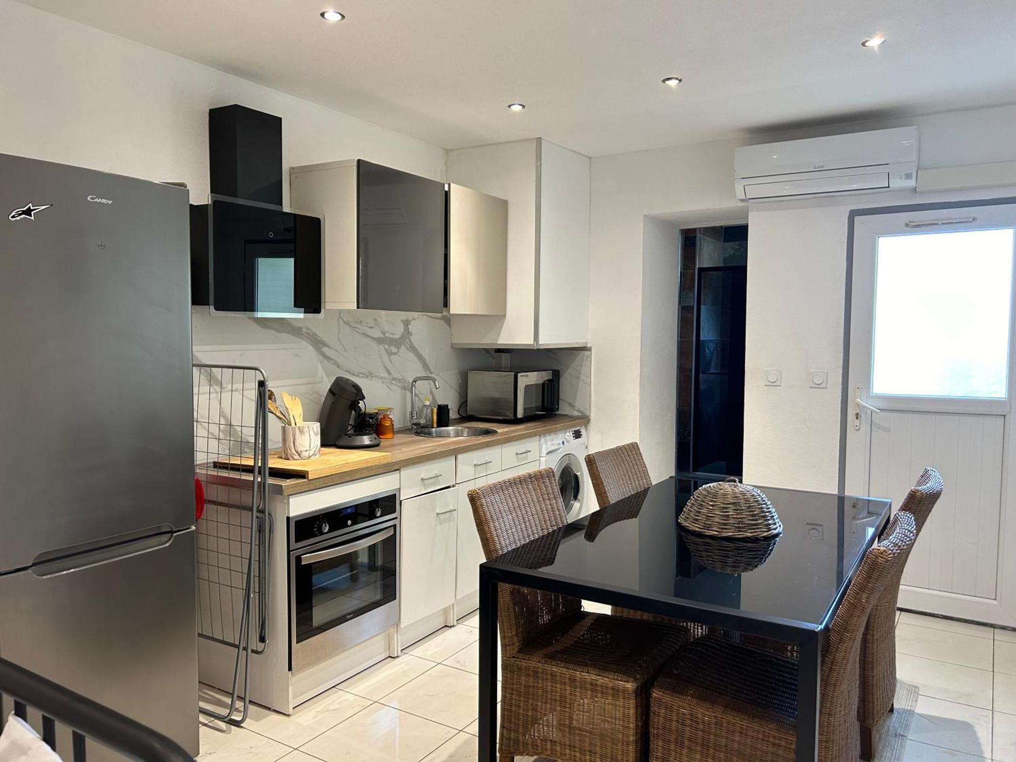 Grand T2 Climatise Avec Jardin Et Spa Narbonne Bagian luar foto
